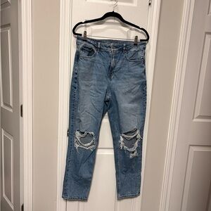 AE strigid blue distressed Mom Jeans